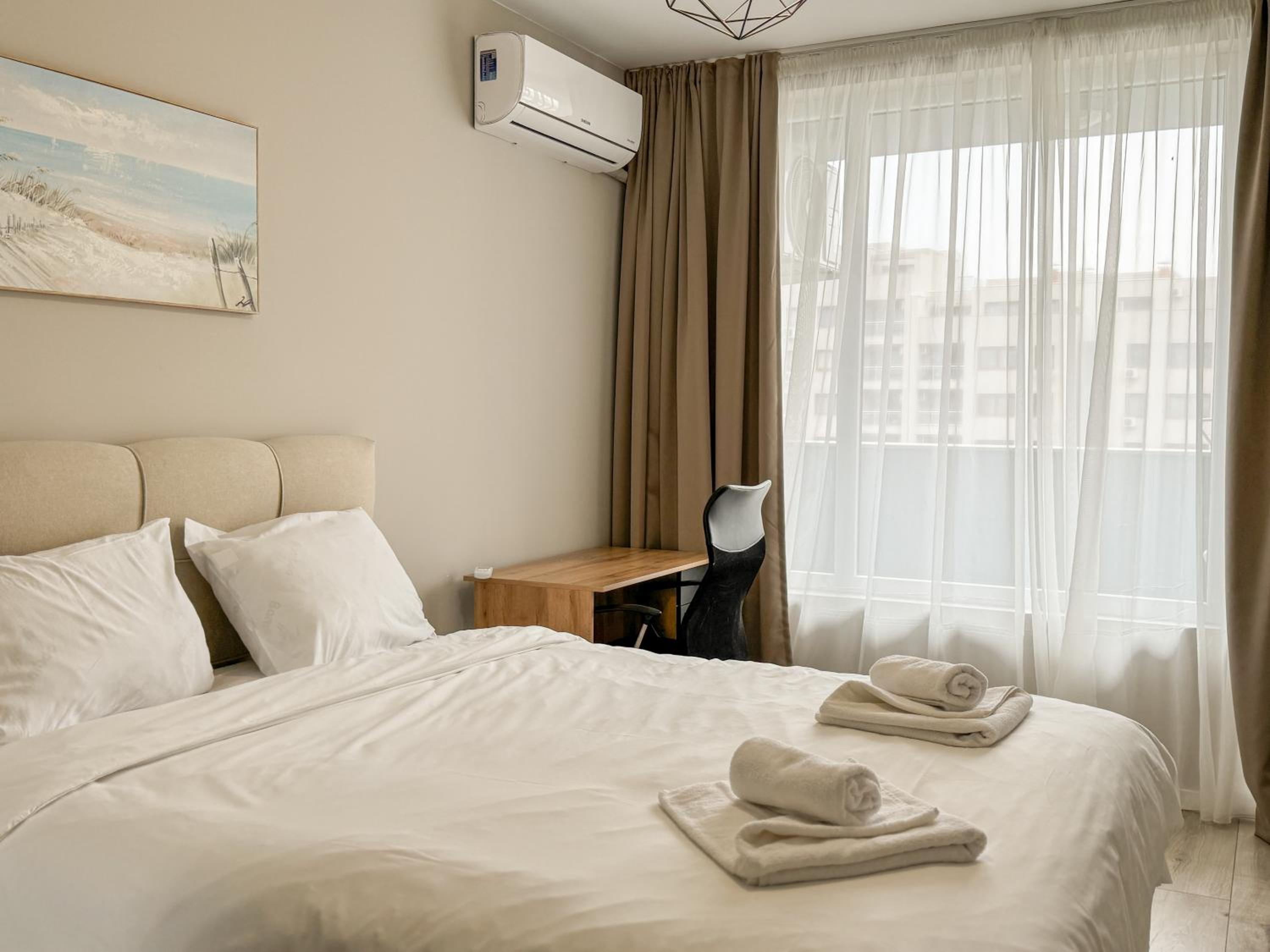 Modern & Spacious Two-Bedroom Apartment