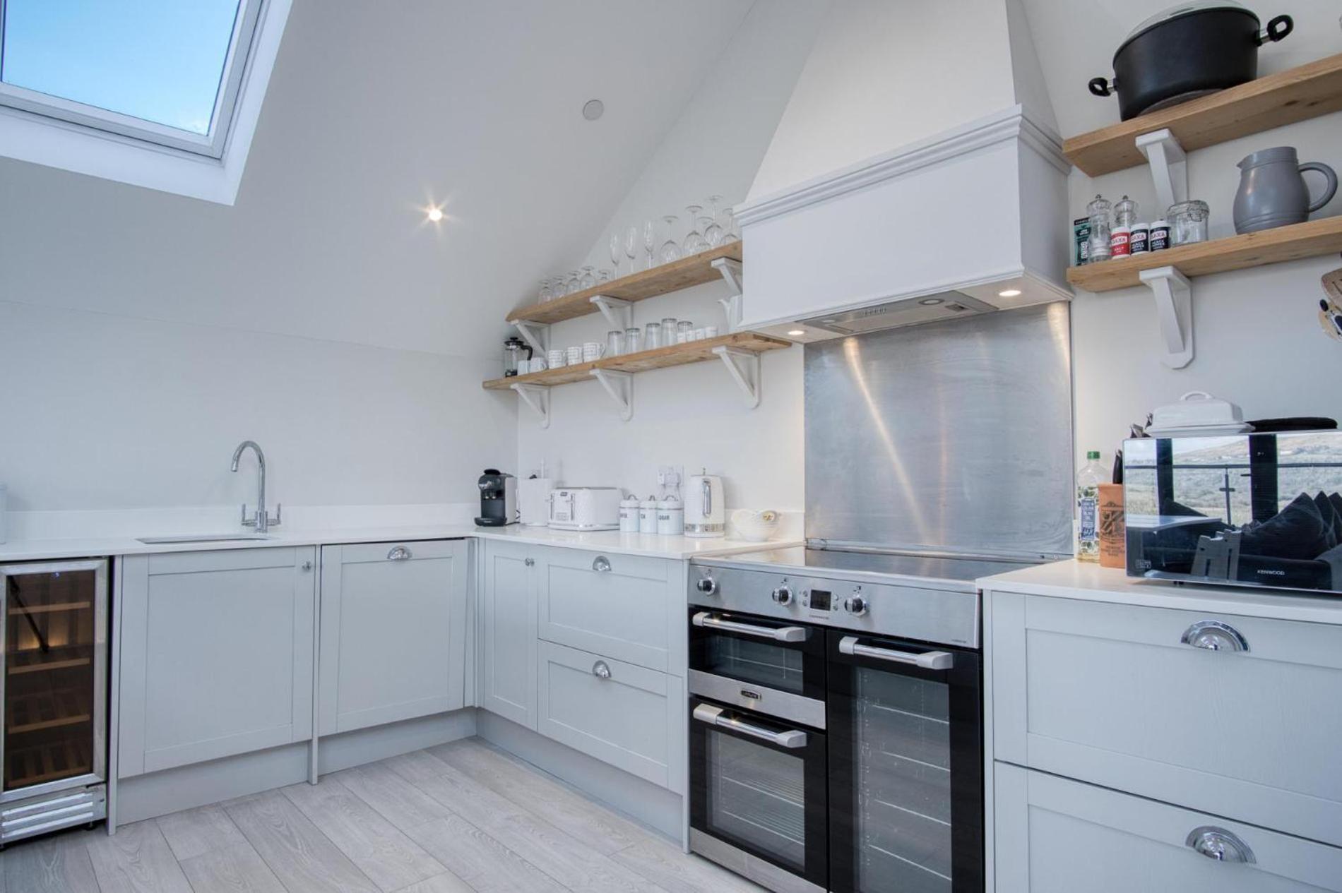 Ty Megan - 3 Bedroom Cottage - Bayview Oxwich