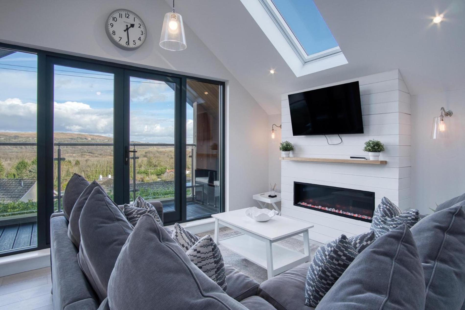 Ty Megan - 3 Bedroom Cottage - Bayview Oxwich