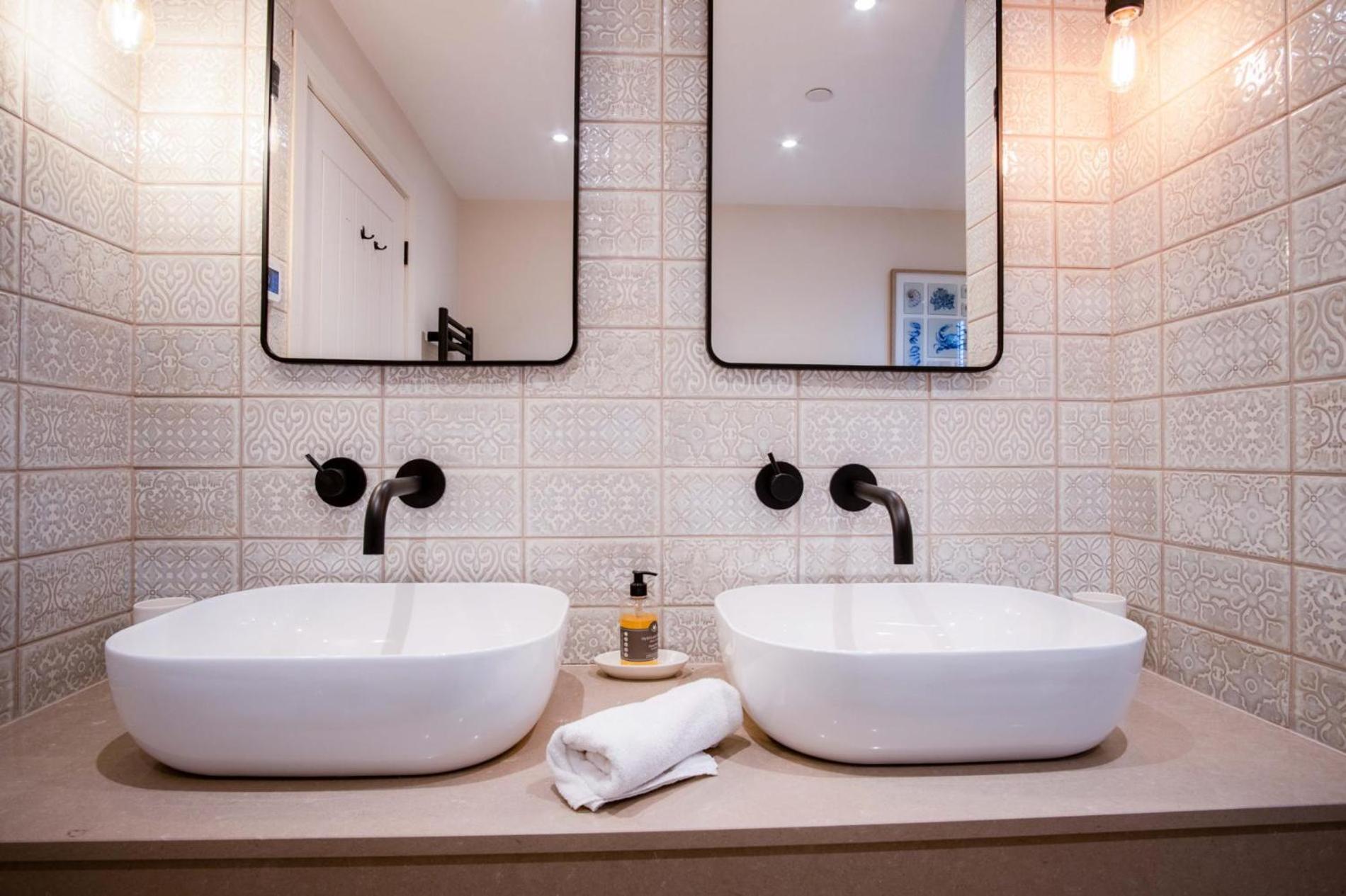 Ty Florence - 3 Bedroom Cottage - Bayview Oxwich