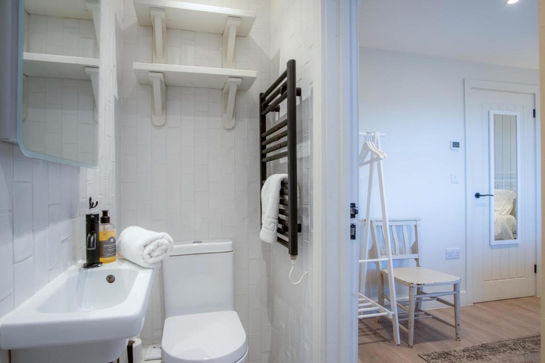 Ty Florence - 3 Bedroom Cottage - Bayview Oxwich
