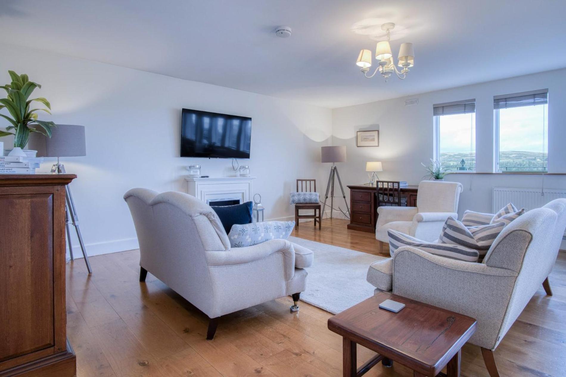 Ty Seren - 2 Bedroom Apt - Bayview Oxwich