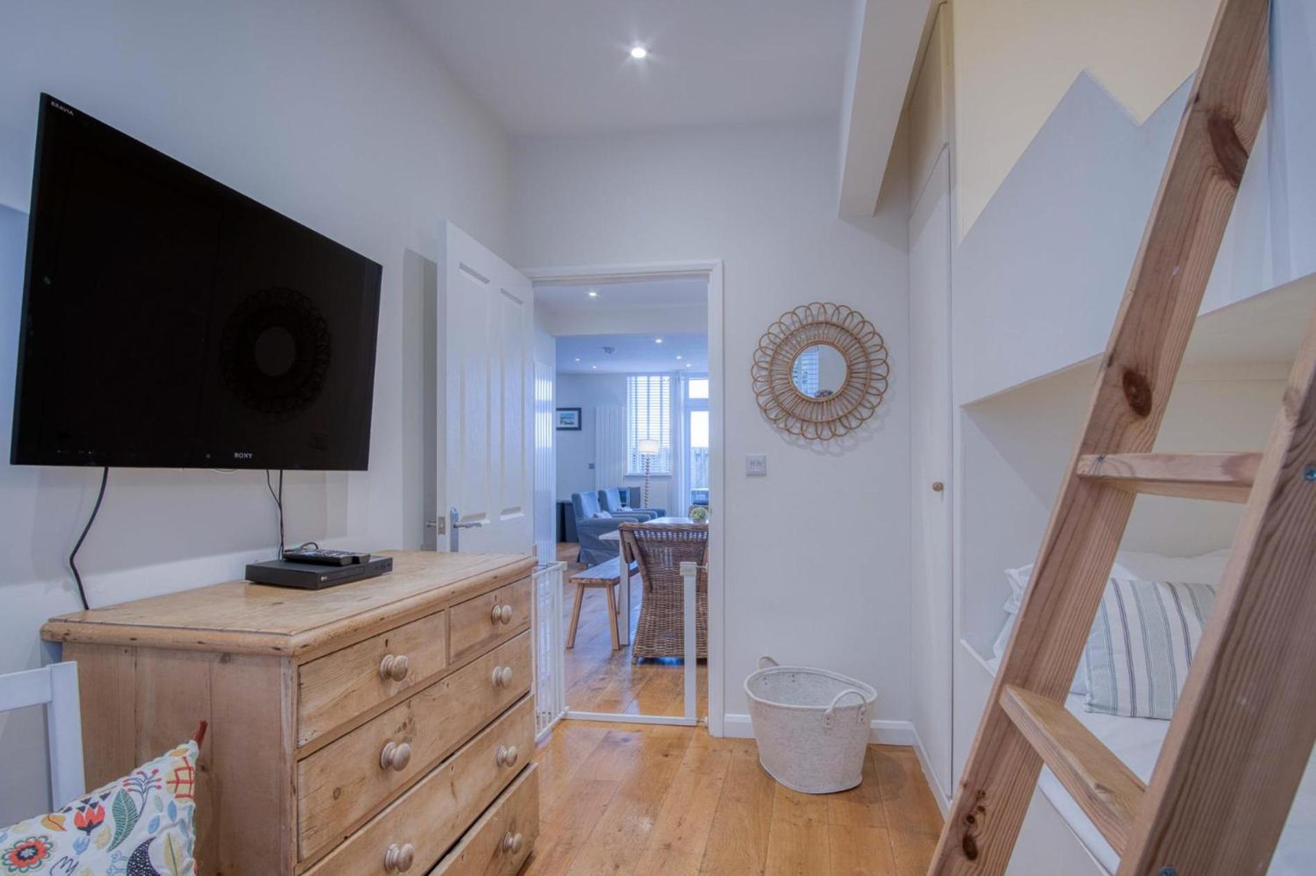 Ty Gwawr - 3 Bedroom Apt - Bayview Oxwich