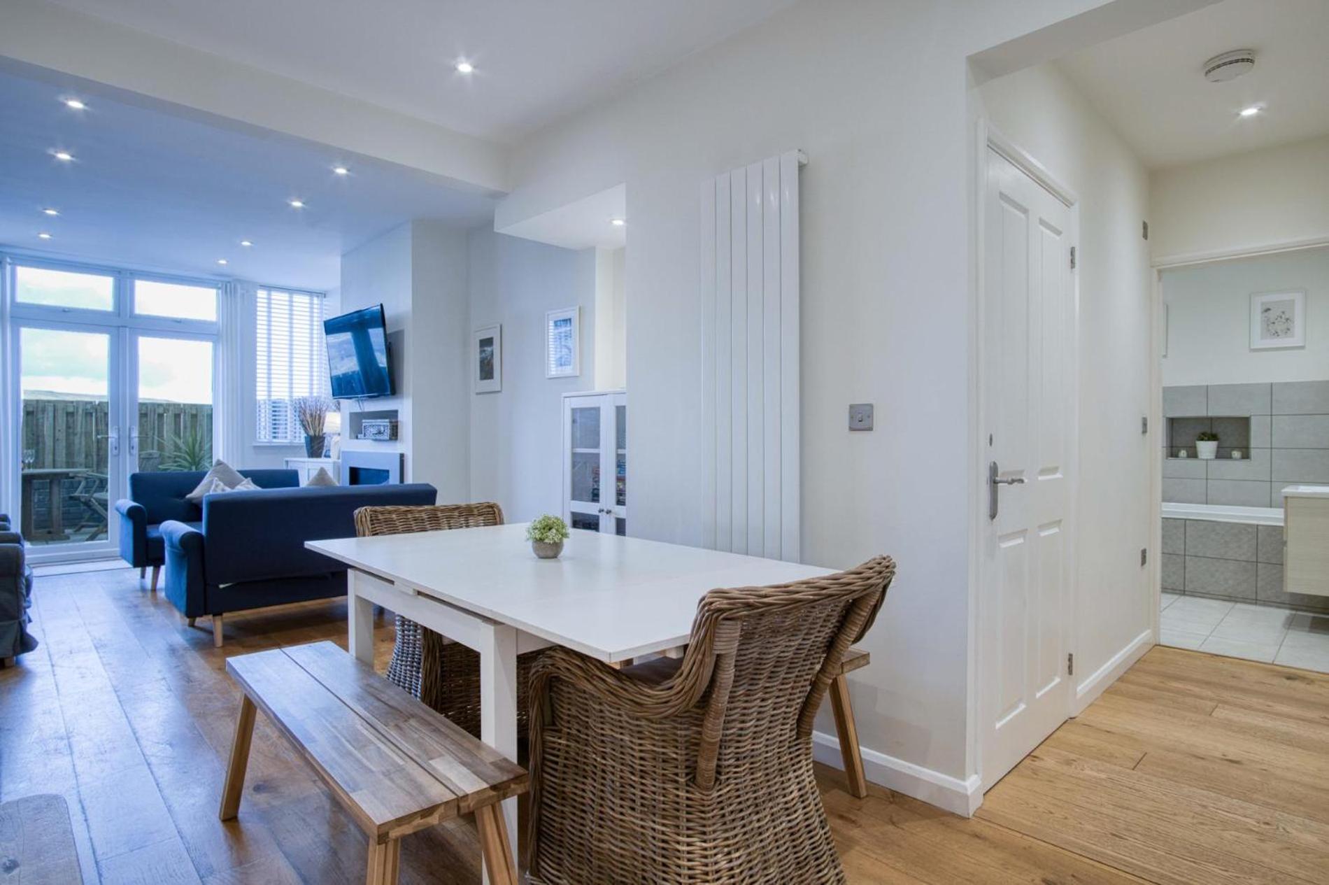Ty Gwawr - 3 Bedroom Apt - Bayview Oxwich