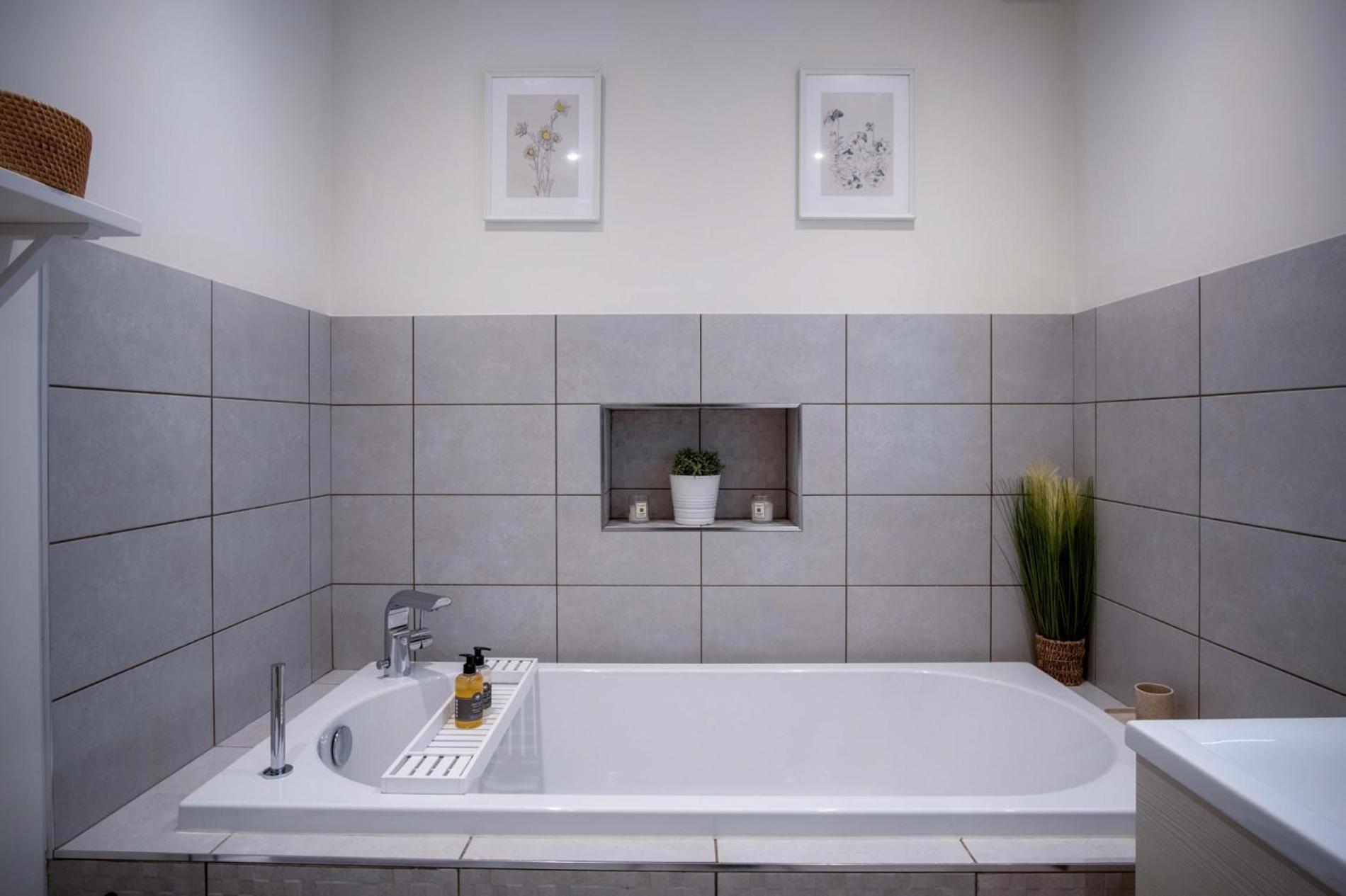 Ty Gwawr - 3 Bedroom Apt - Bayview Oxwich