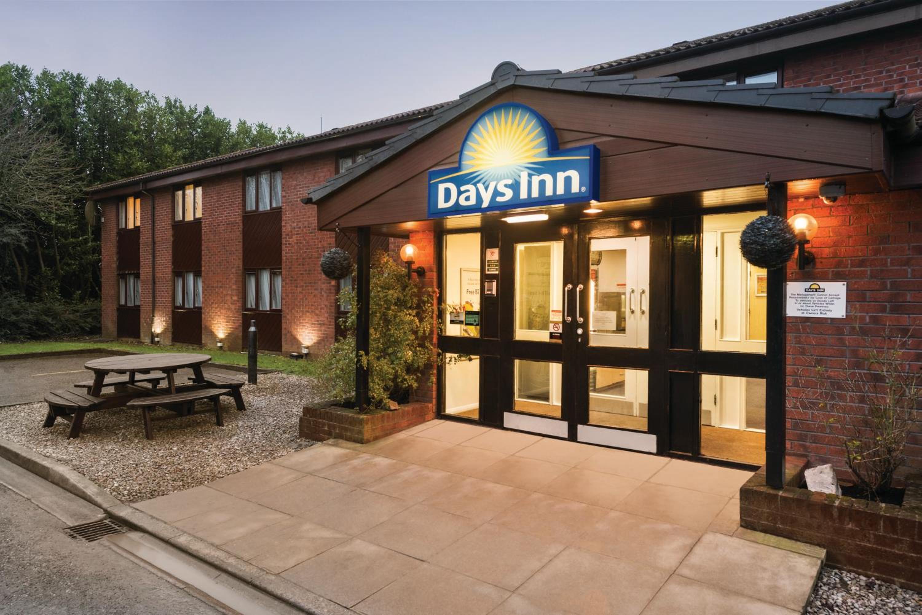 Bridgend Vacations - Days Inn Bridgend Cardiff - Property Image 7