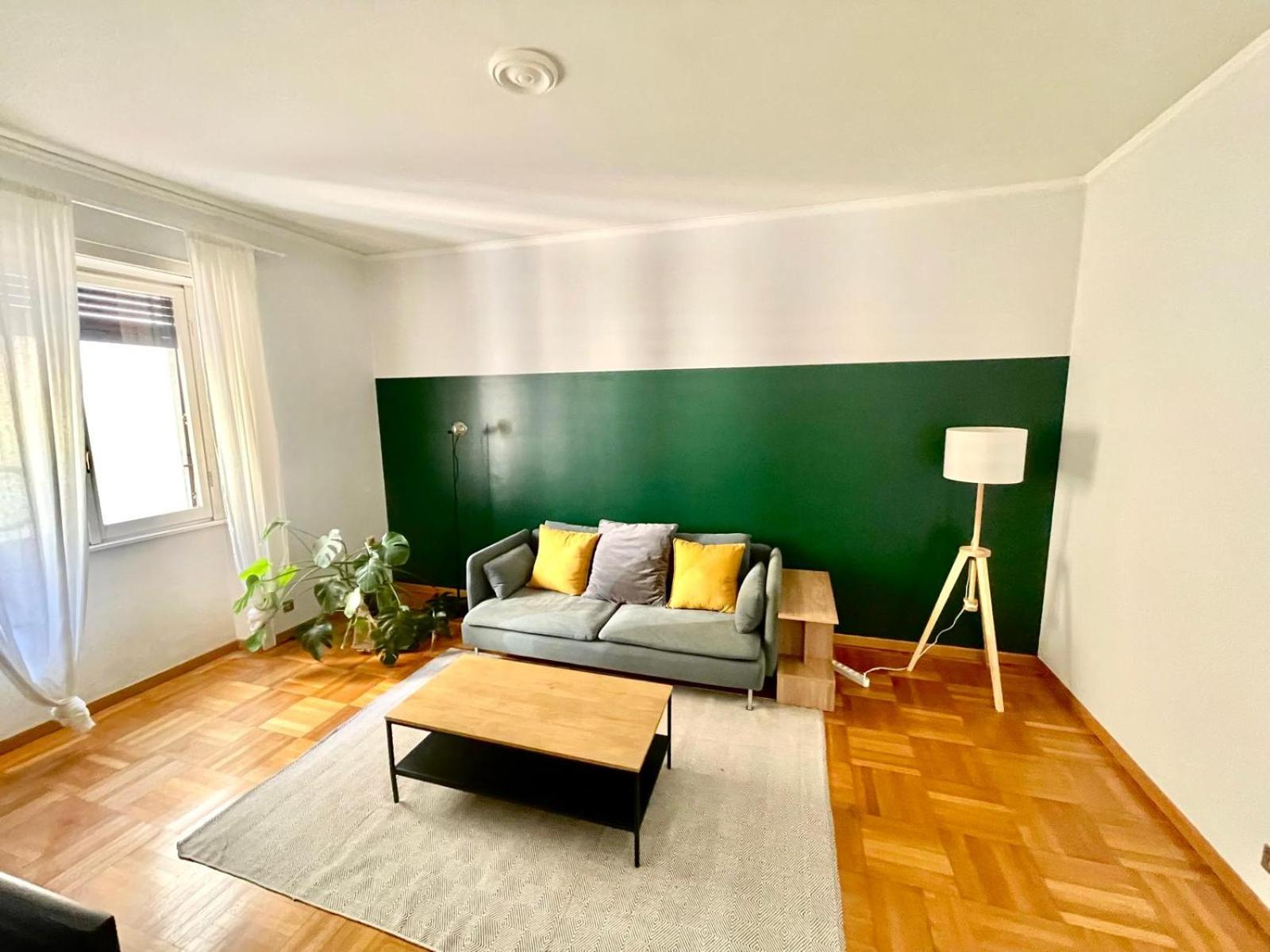 Downtown Milan Chic Apartment - Quiet Retreat with Free WIFI & Air Conditioning