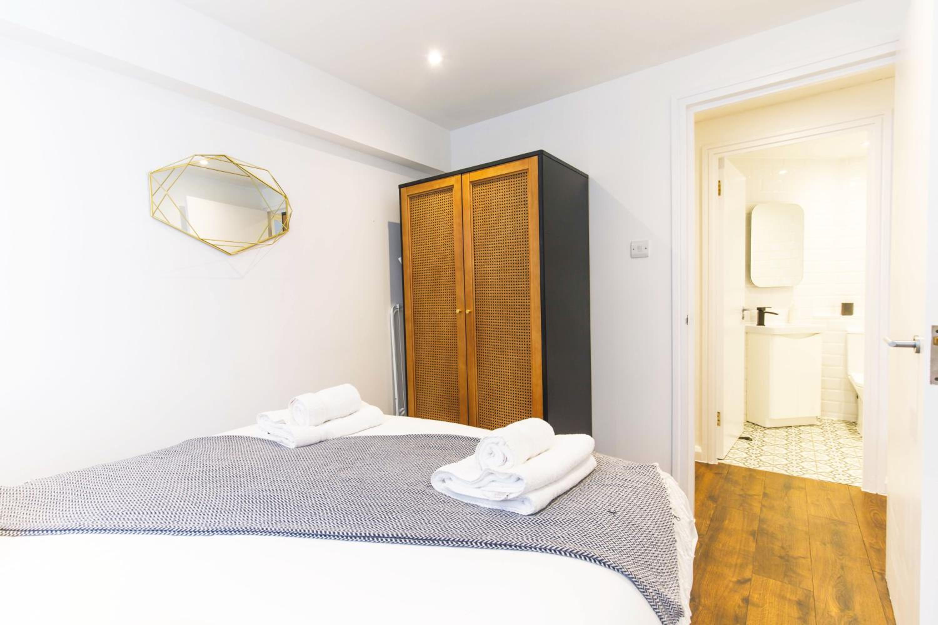 Accomodo London Soho - Elegant Apartments near Carnaby Street and Oxford Street