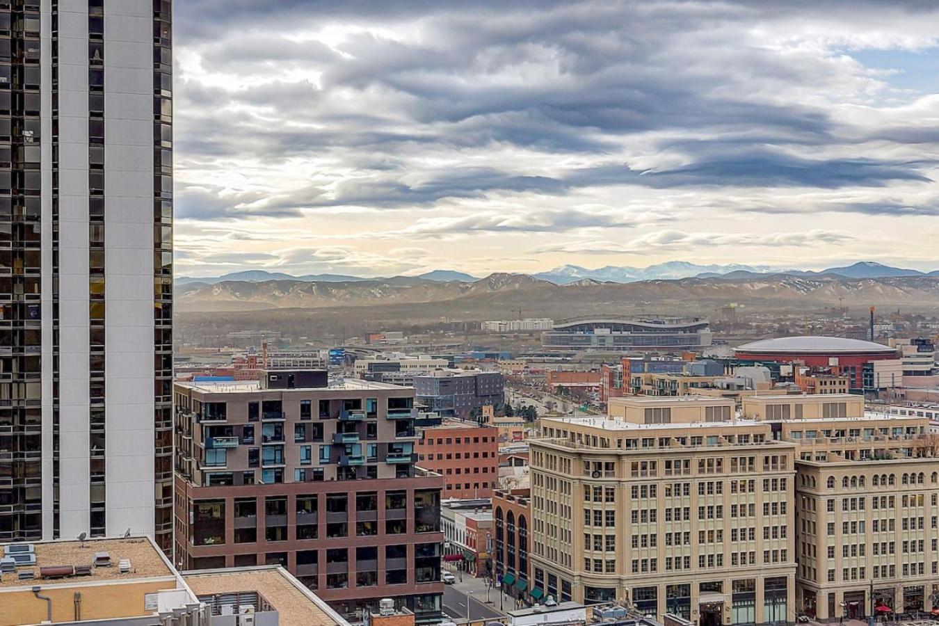 City Center Oasis Prime Location with Views