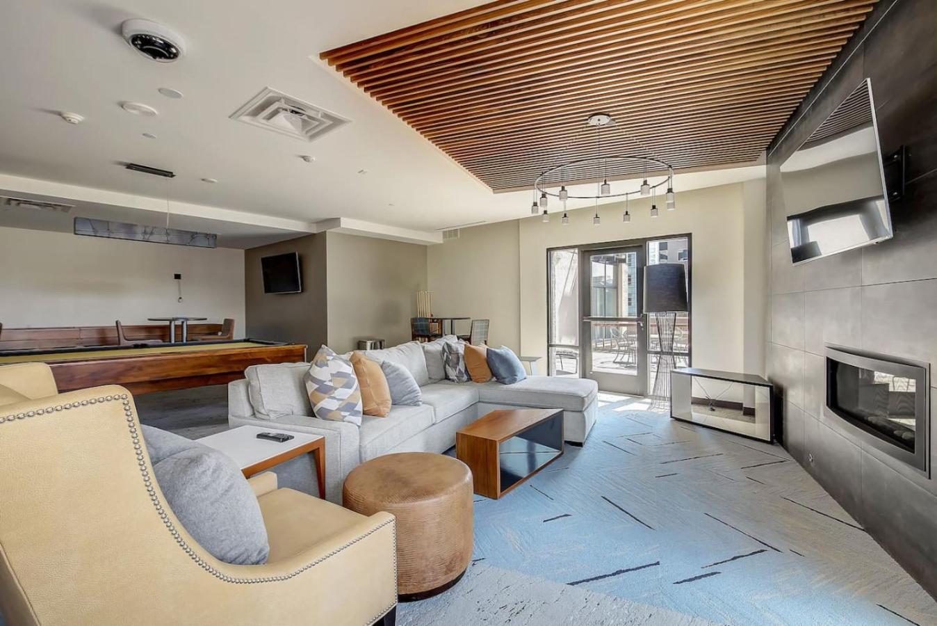 City Center Oasis Prime Location with Views