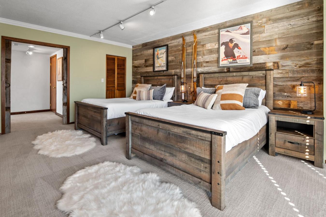 City Center Oasis Prime Location with Views