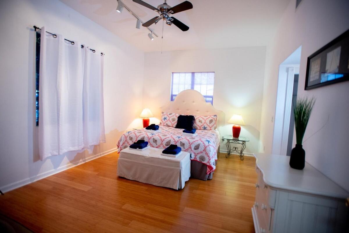 Huge home w pool Siesta Key and Anna Maria