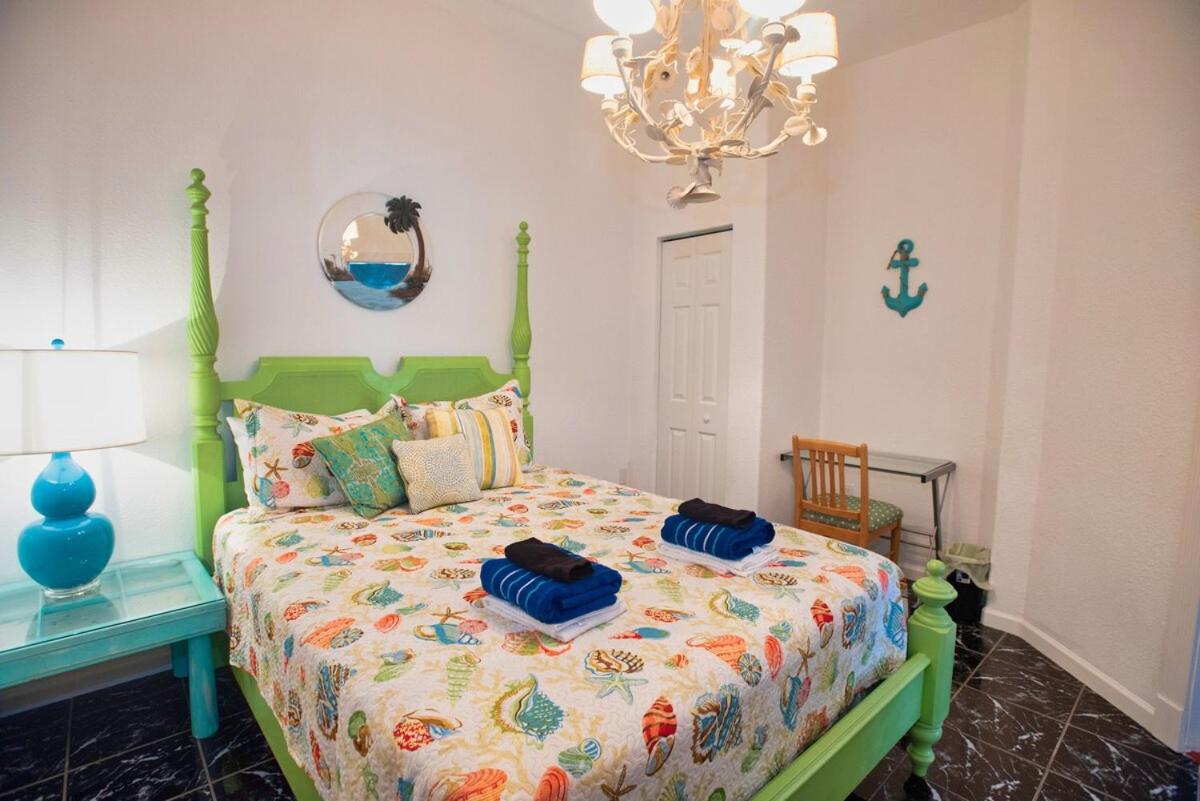 Huge home w pool Siesta Key and Anna Maria