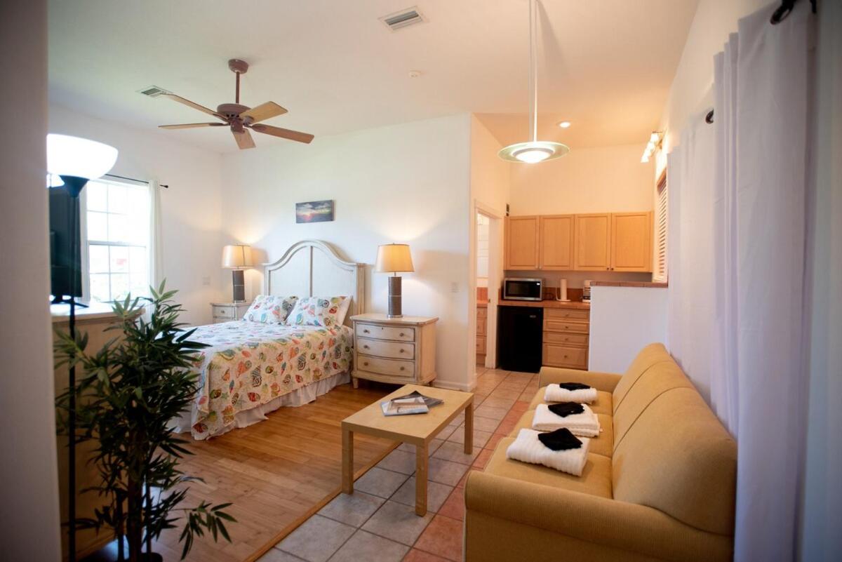 Huge home w pool Siesta Key and Anna Maria