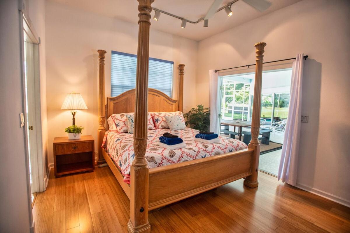 Huge home w pool Siesta Key and Anna Maria