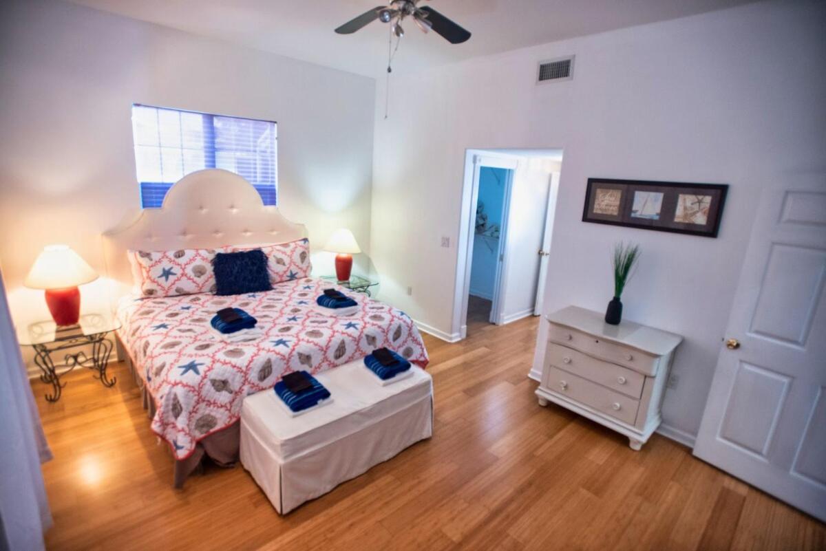 Huge home w pool Siesta Key and Anna Maria