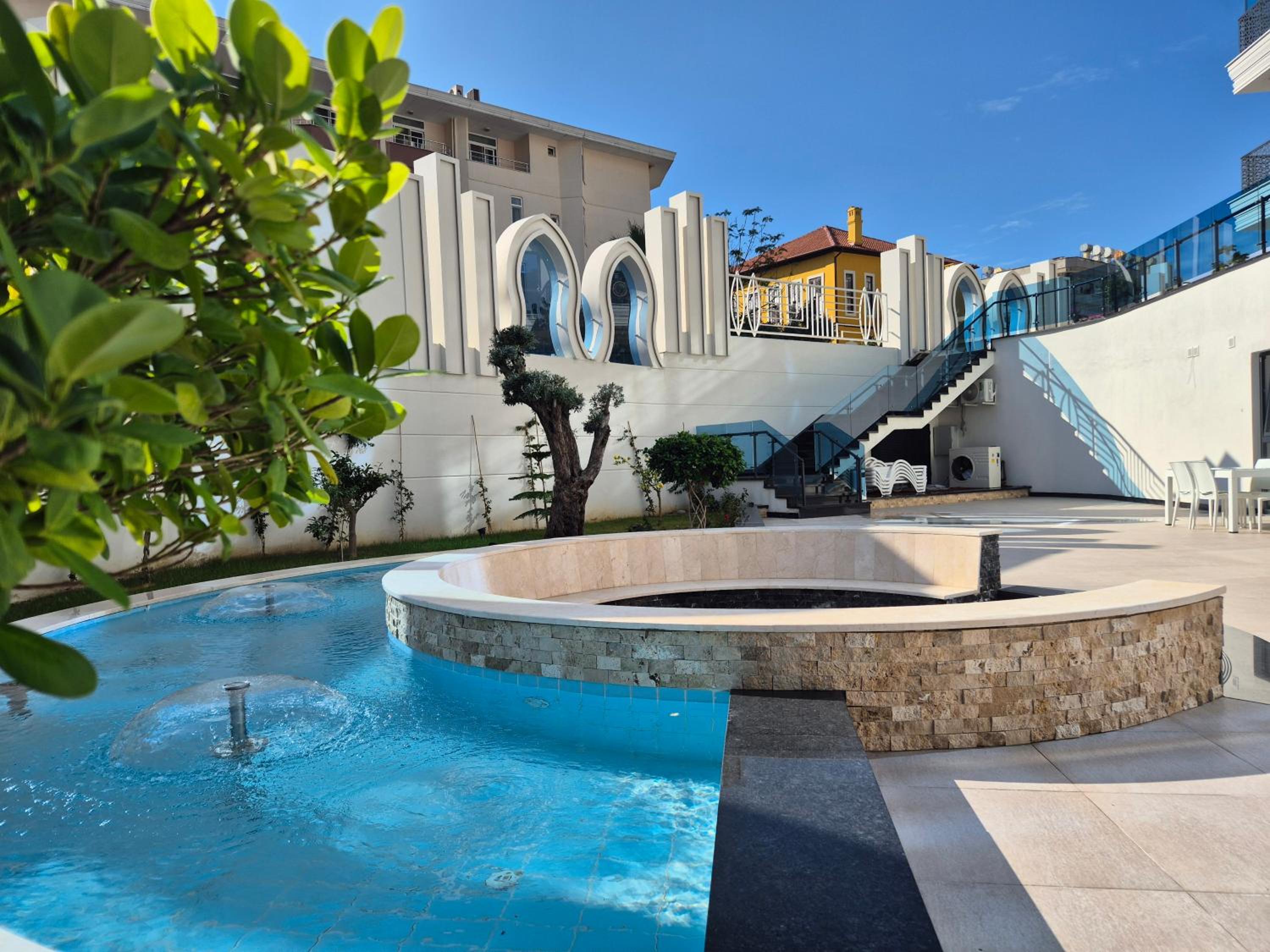 Luxury apartment with panoramic sea view ruby