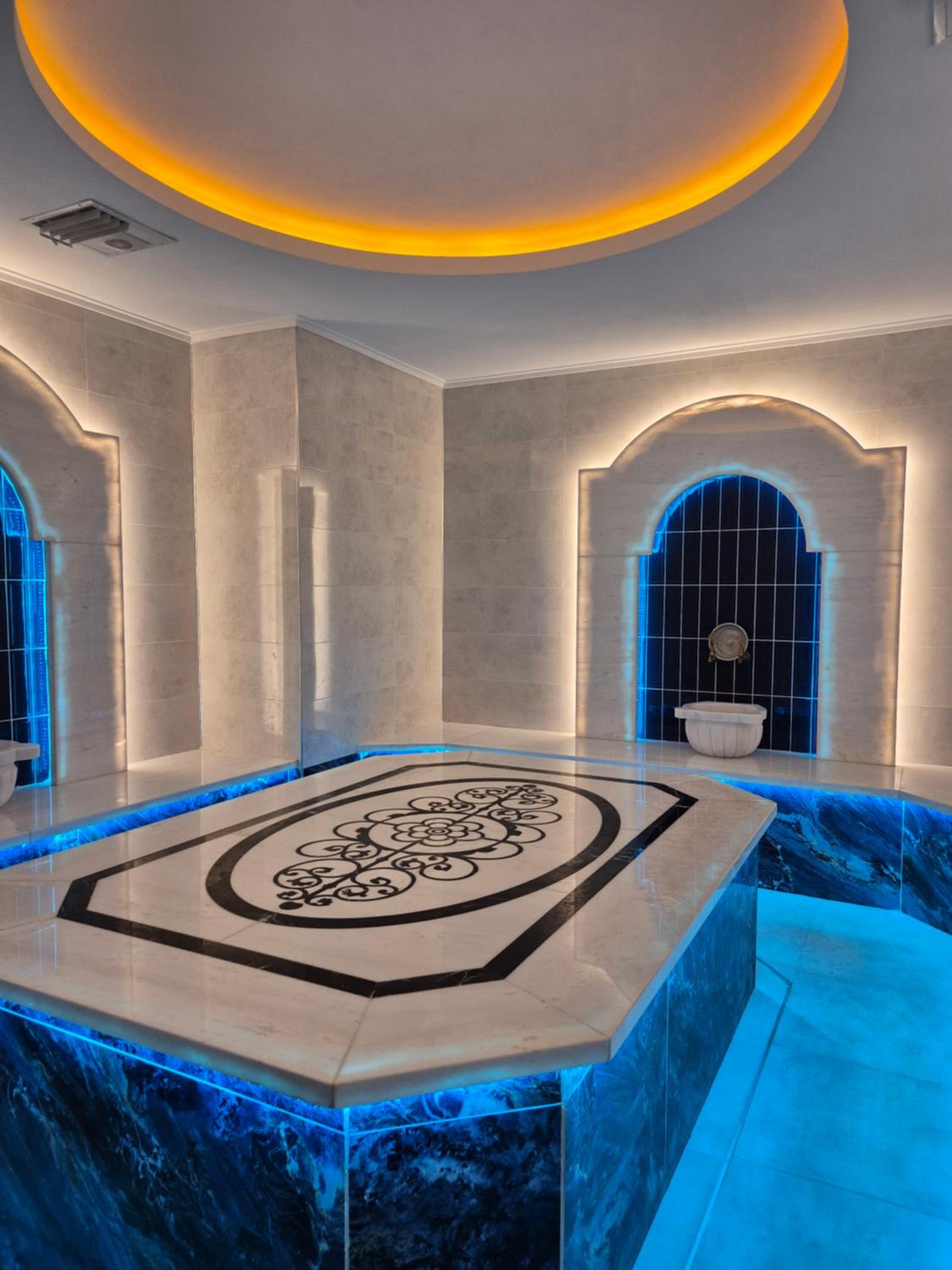 Luxury apartment with panoramic sea view ruby