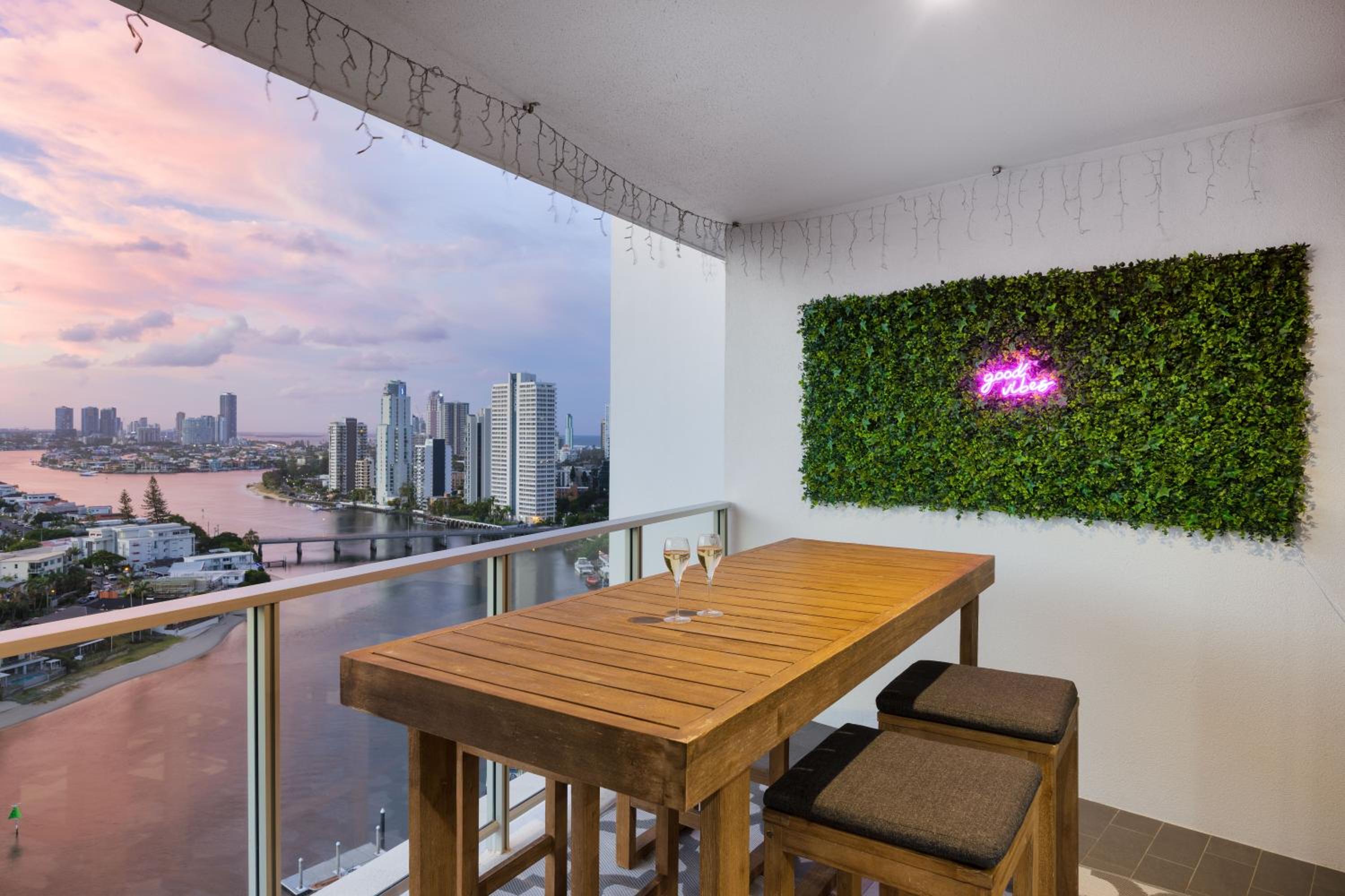 Stunning Ocean & River View 3BR close to beach and shops