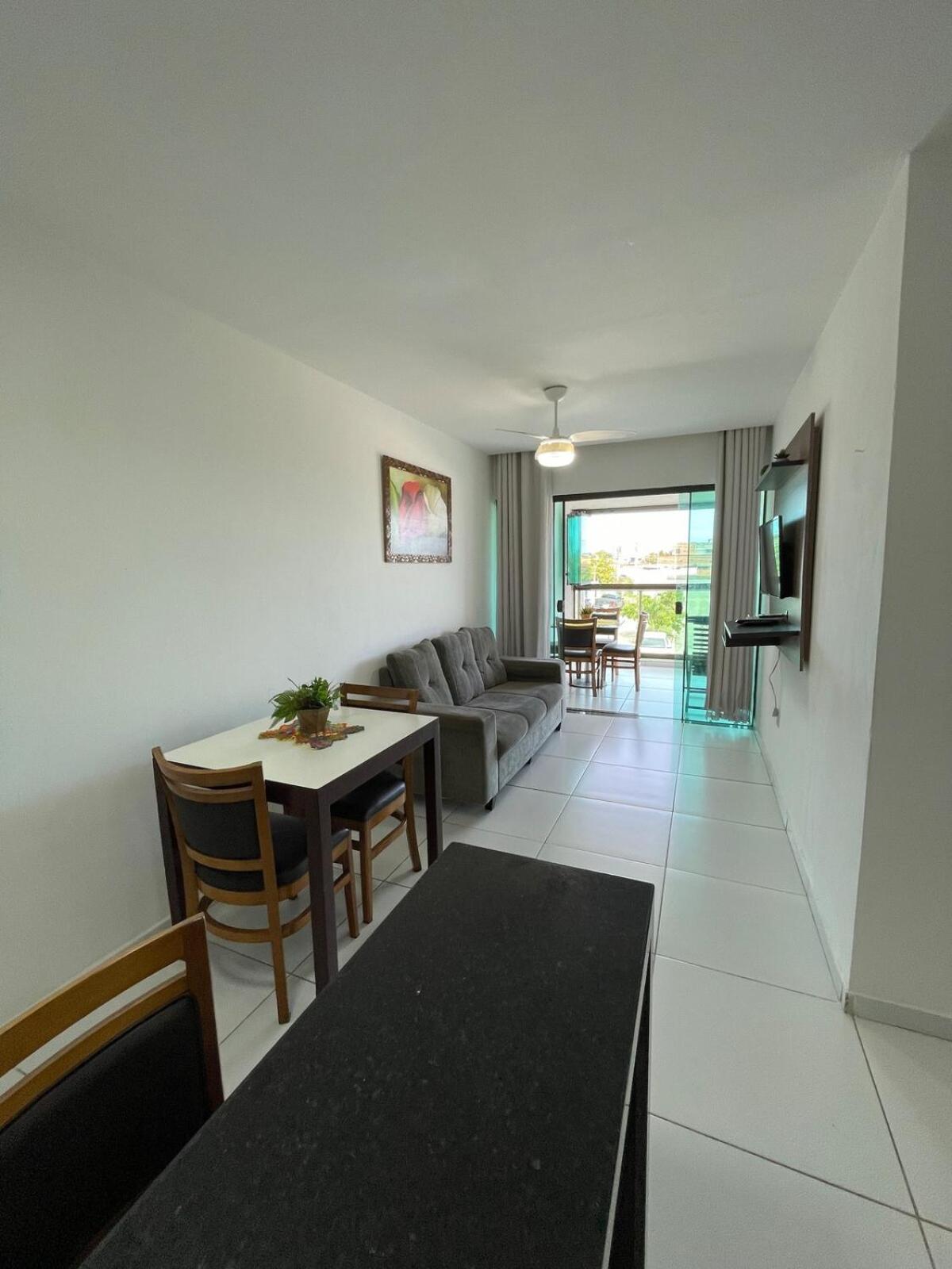 Apto com Varanda Gourmet Pet-Friendly a 1,5km da Praia do Francês