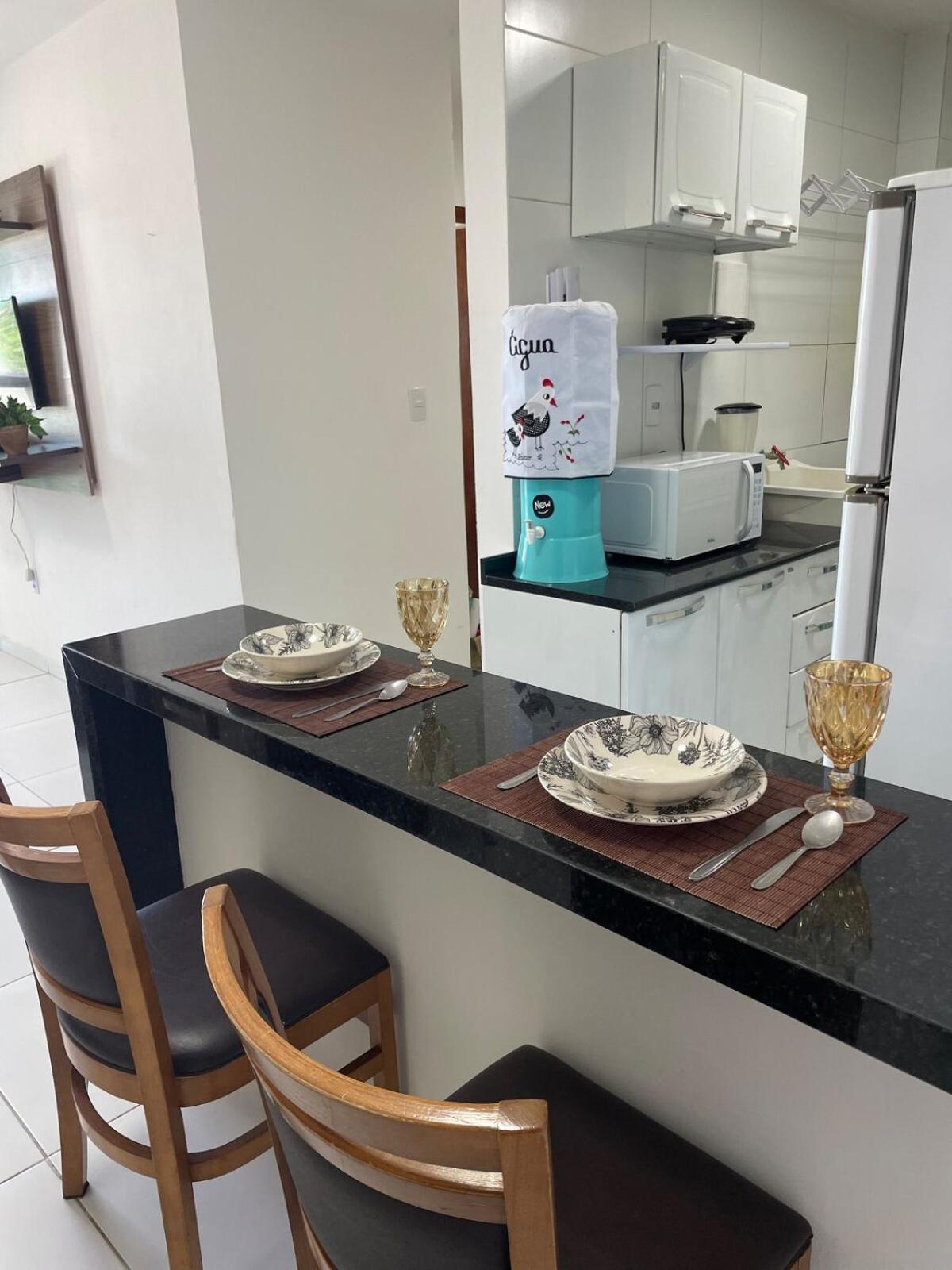 Apto com Varanda Gourmet Pet-Friendly a 1,5km da Praia do Francês
