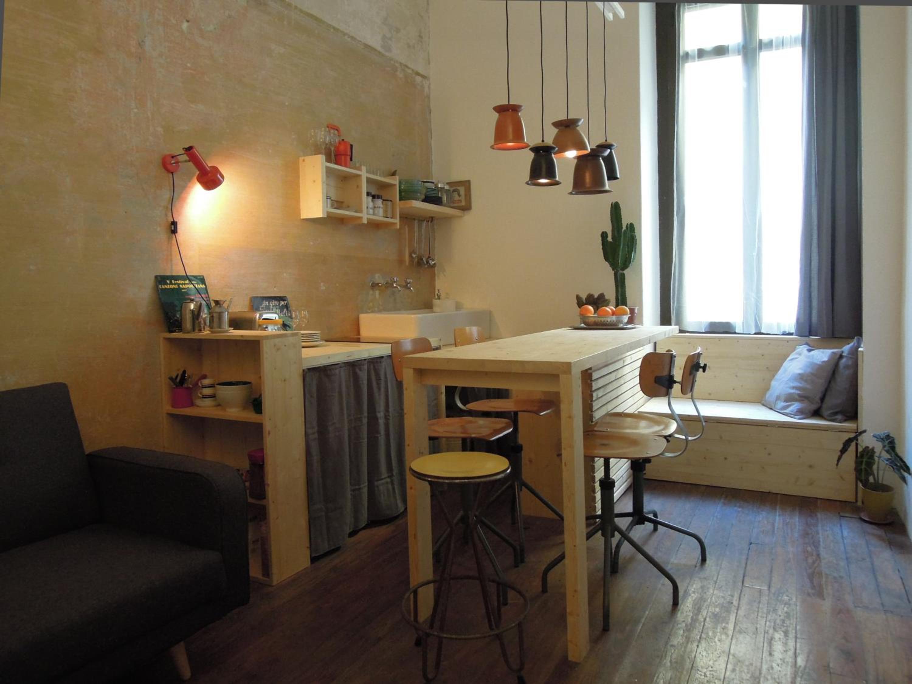 V12 Design Apartments
