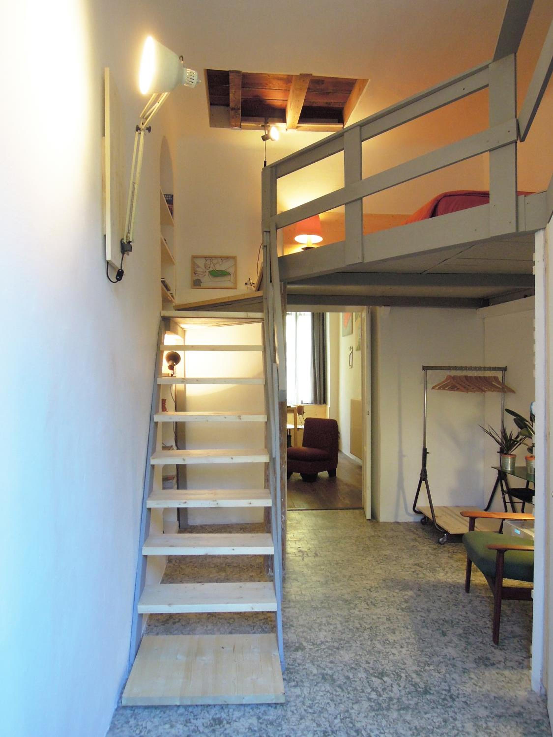 V12 Design Apartments