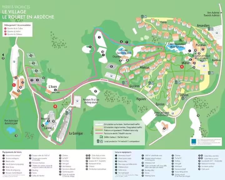 Duplex, piscines, animations près via Ardèche, centre équestre- sans draps ni serviettes