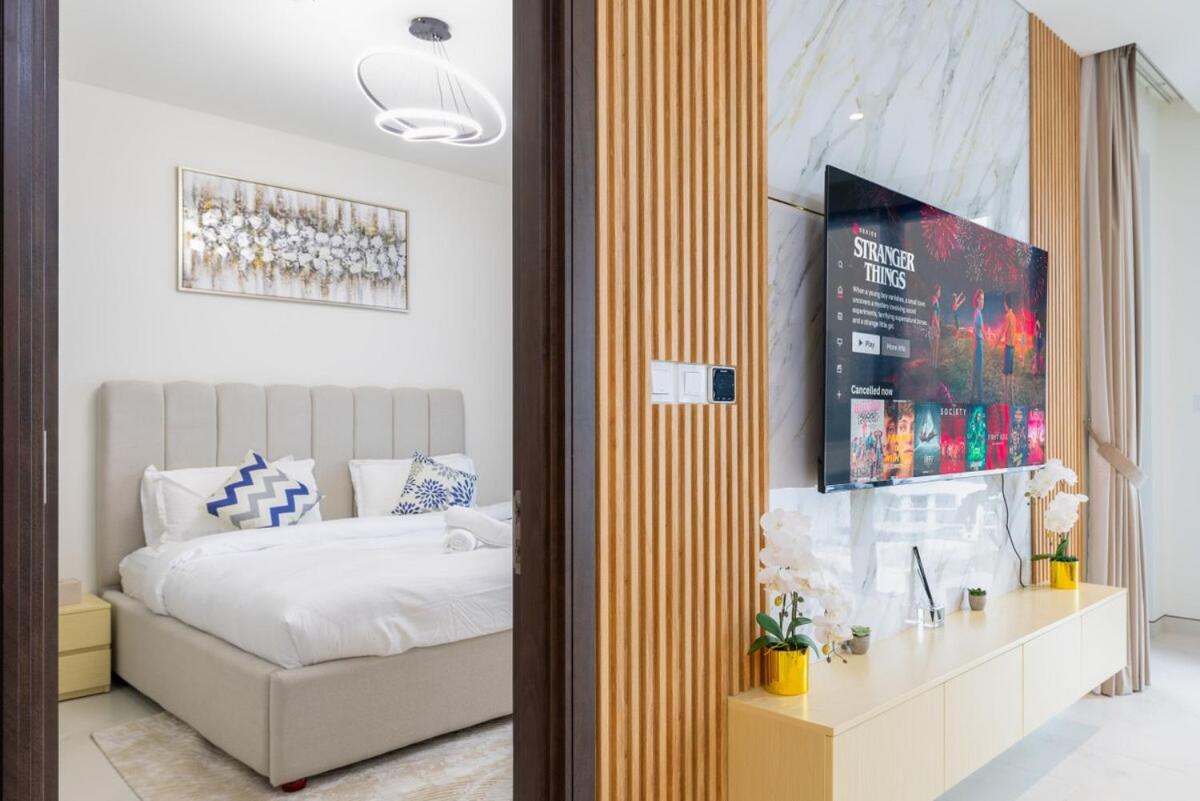 Premium Chic Fully Furnished 1 BR in Sobha Hartland