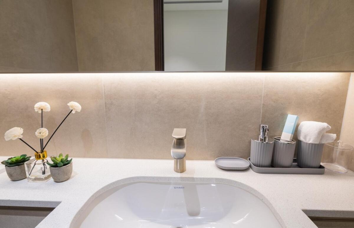 Premium Chic Fully Furnished 1 BR in Sobha Hartland