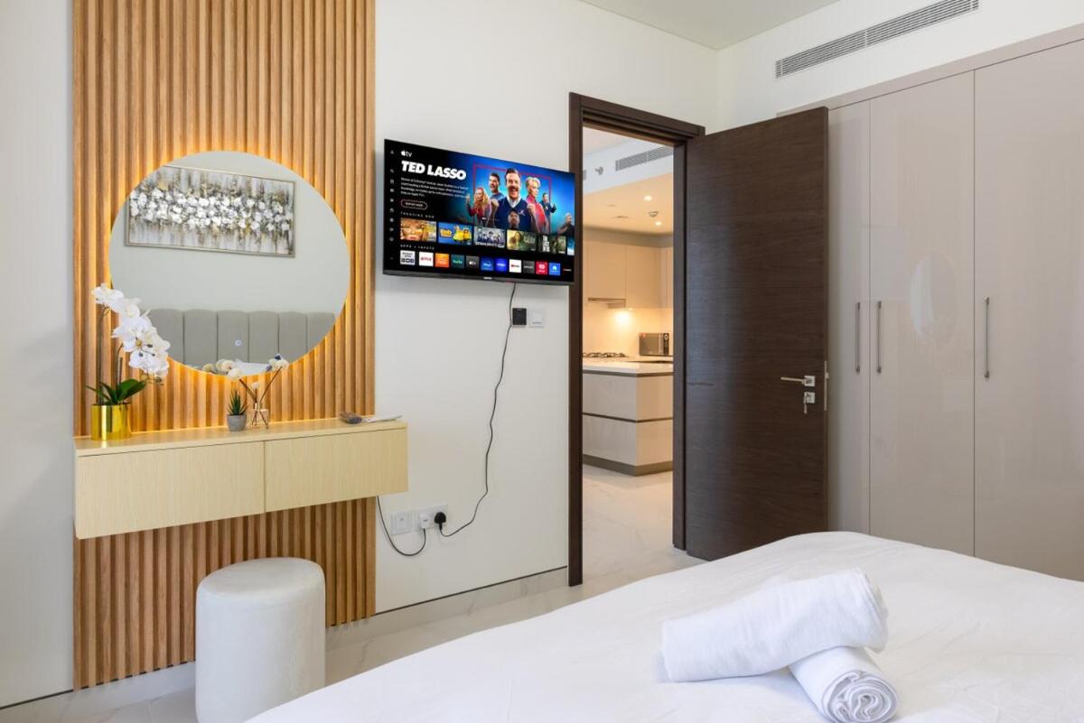 Premium Chic Fully Furnished 1 BR in Sobha Hartland