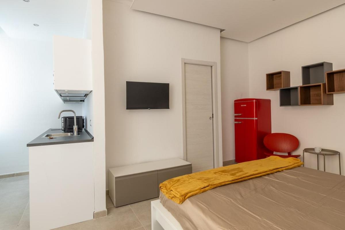 HOST4U - EDOARDO'S HOUSE in Milan City