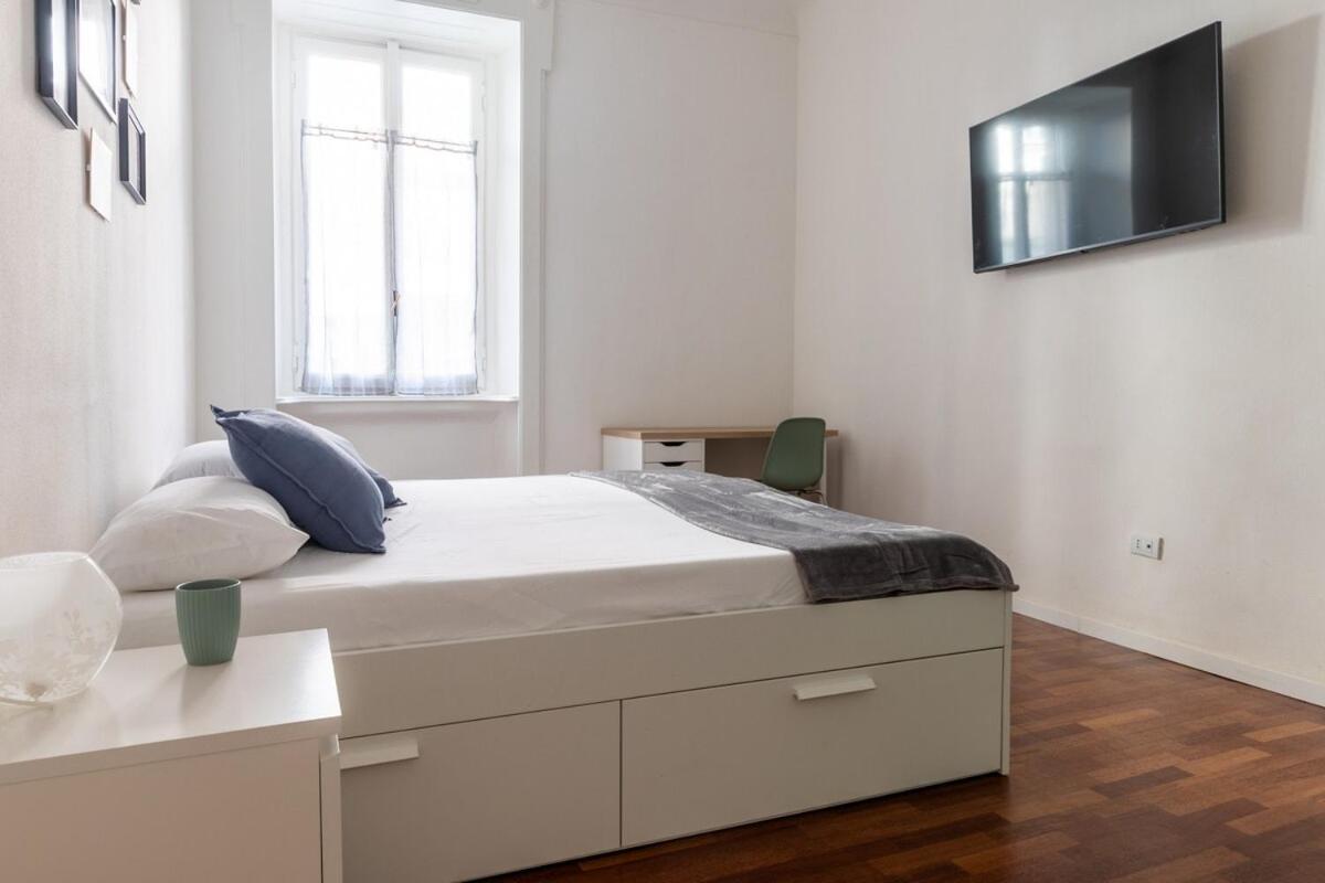 Stradivari Apartment - Milan City - by Host4U