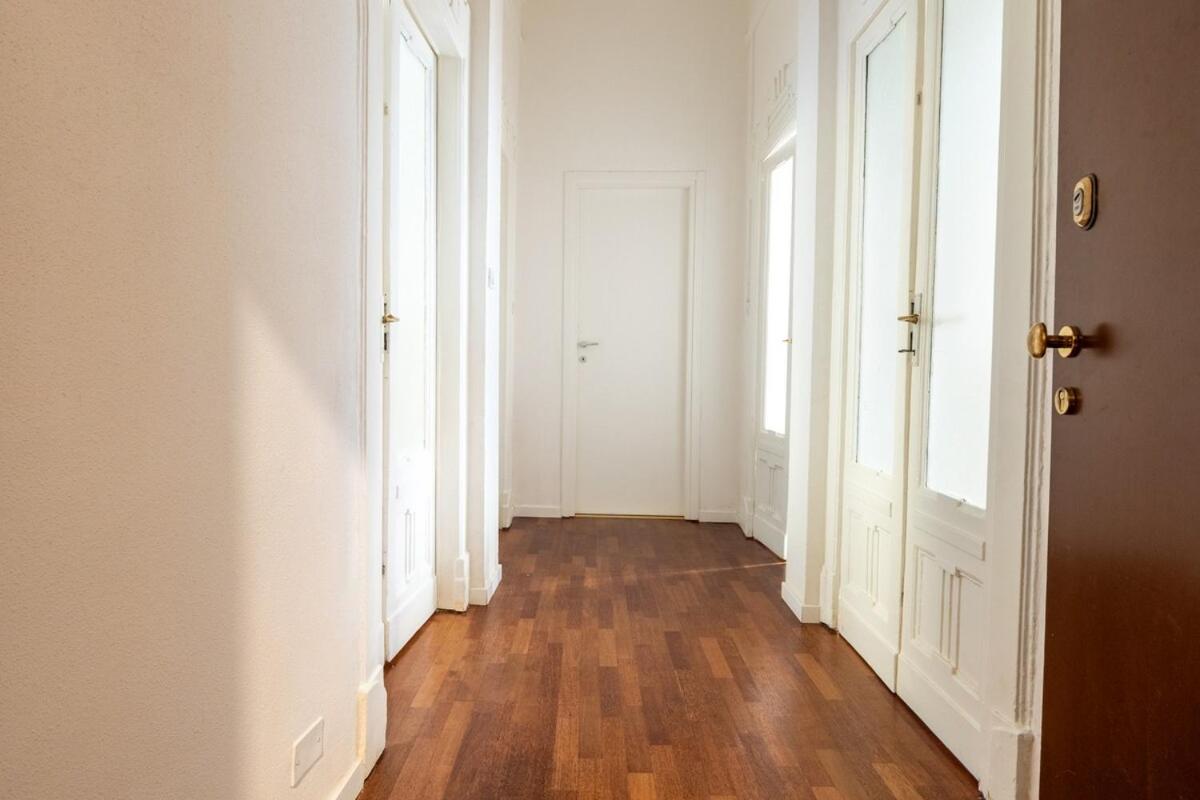 Stradivari Apartment - Milan City - by Host4U
