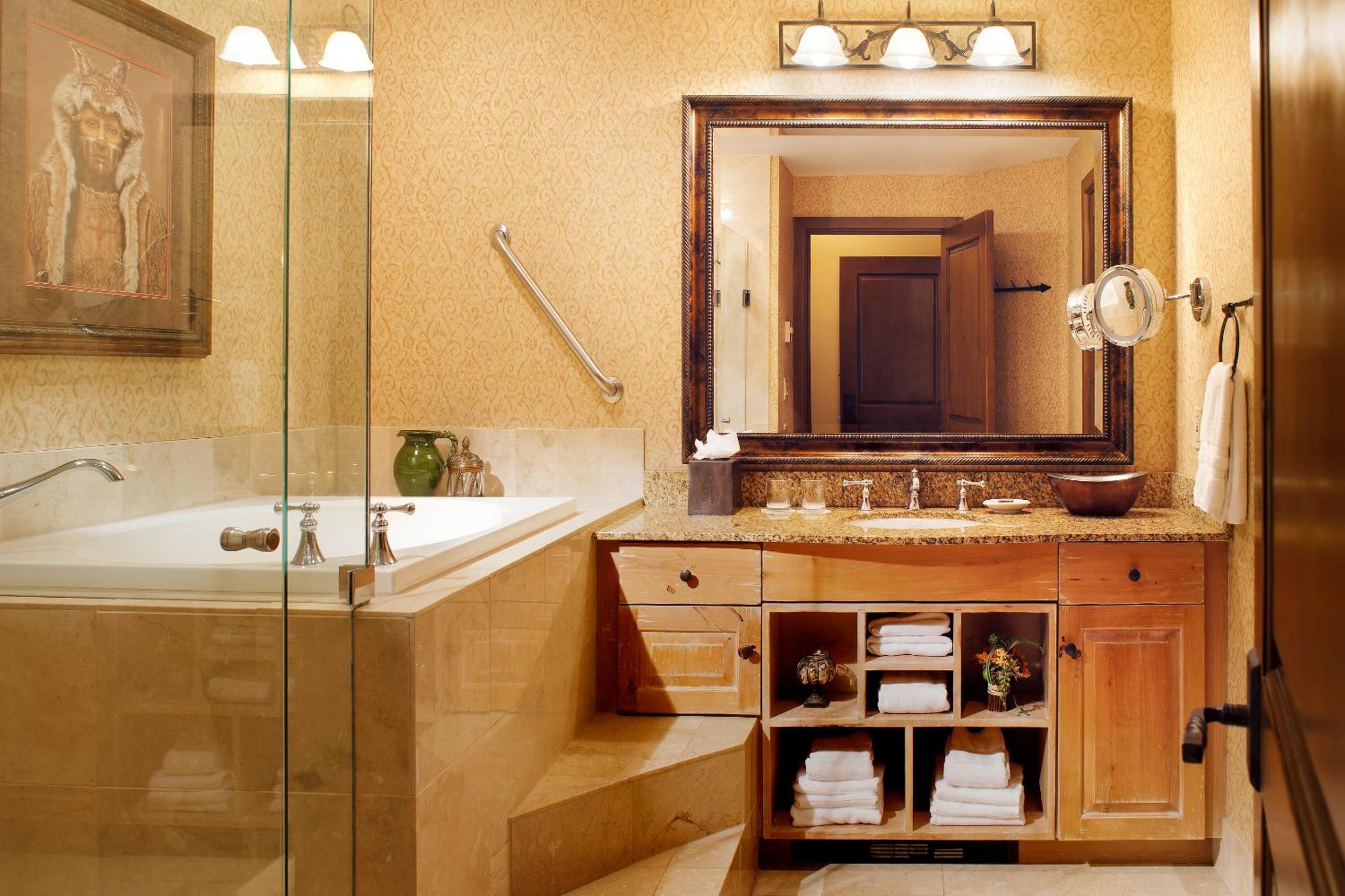 Teton Village Vacations - Snake River Lodge  Spa - Property Image 9