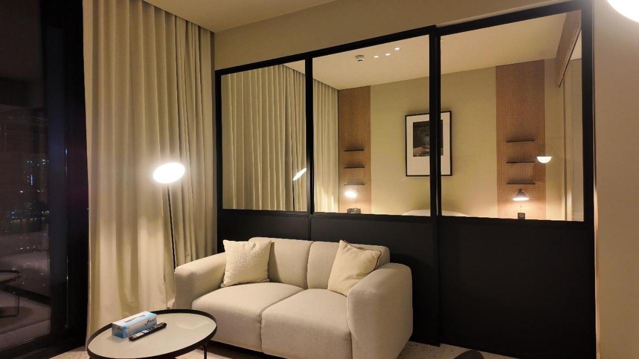 Simply Comfort Vacation Homes Rental Upside Living Business Bay Stunning Panoramic Burj Cityline Views