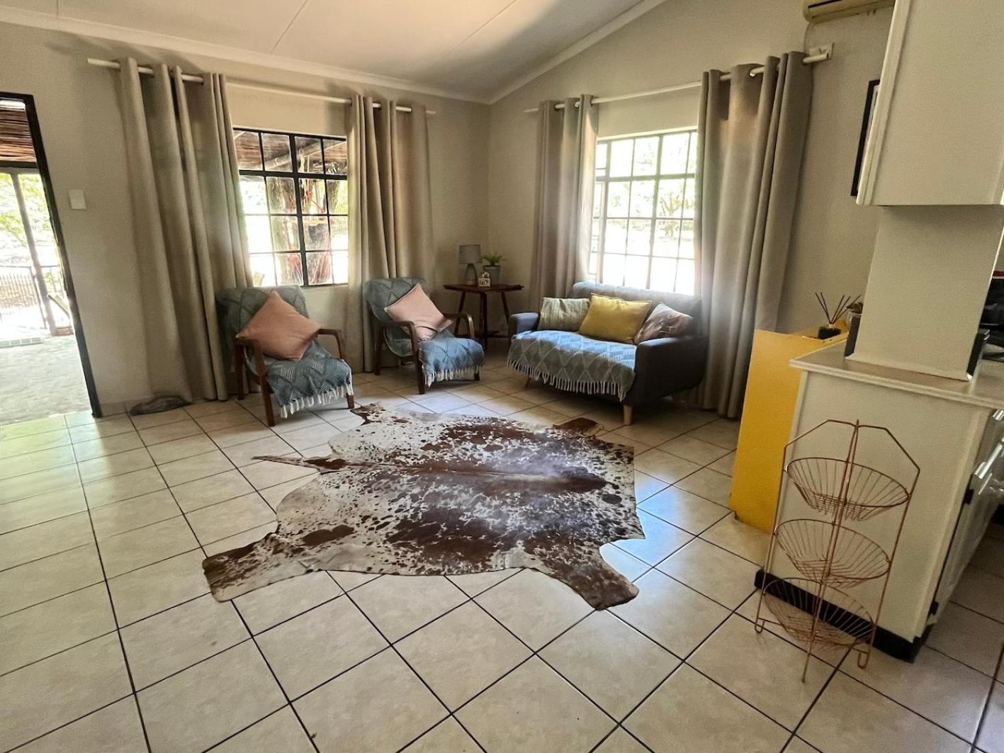 Hello Kruger Hideaway