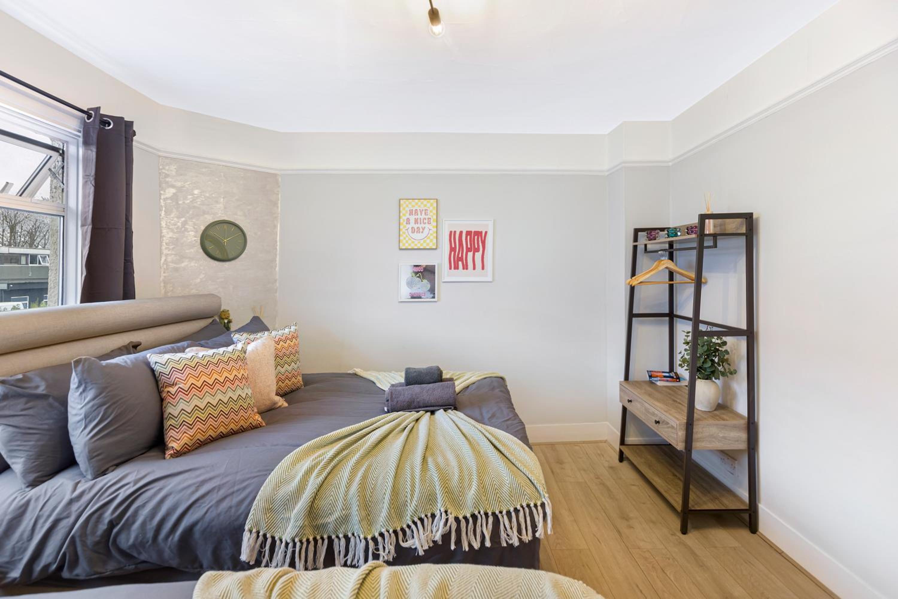 Finsbury Park Hideout Sleeps 10