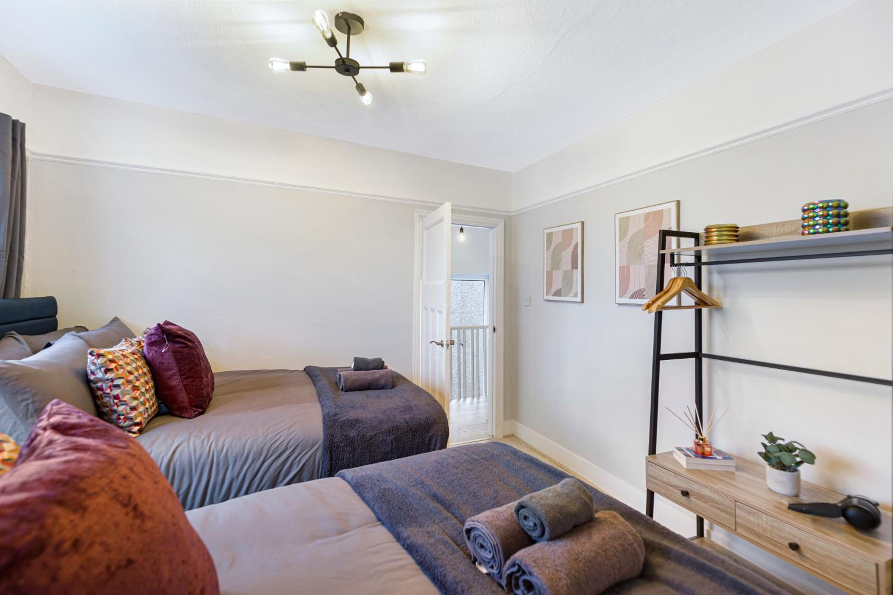 Finsbury Park Hideout Sleeps 10