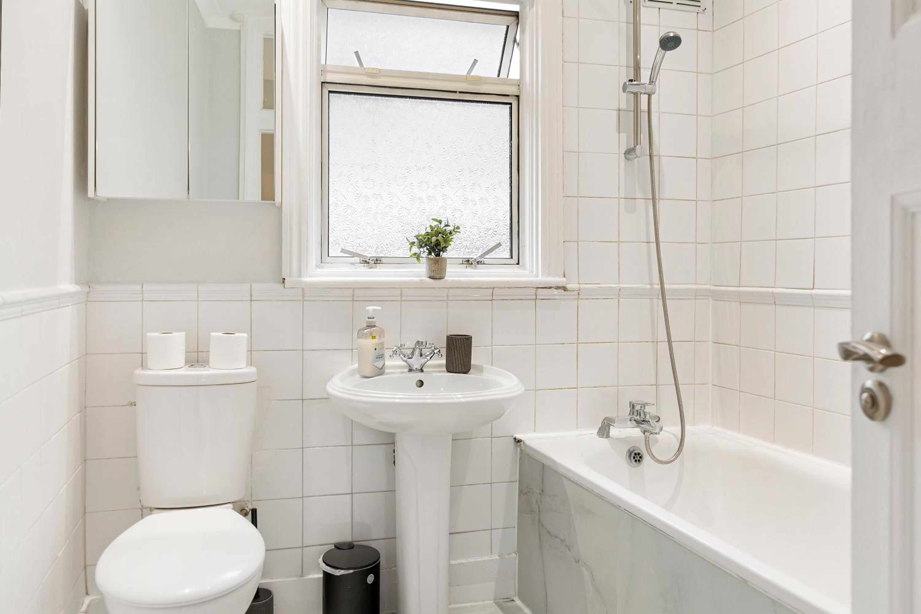 Finsbury Park Hideout Sleeps 10
