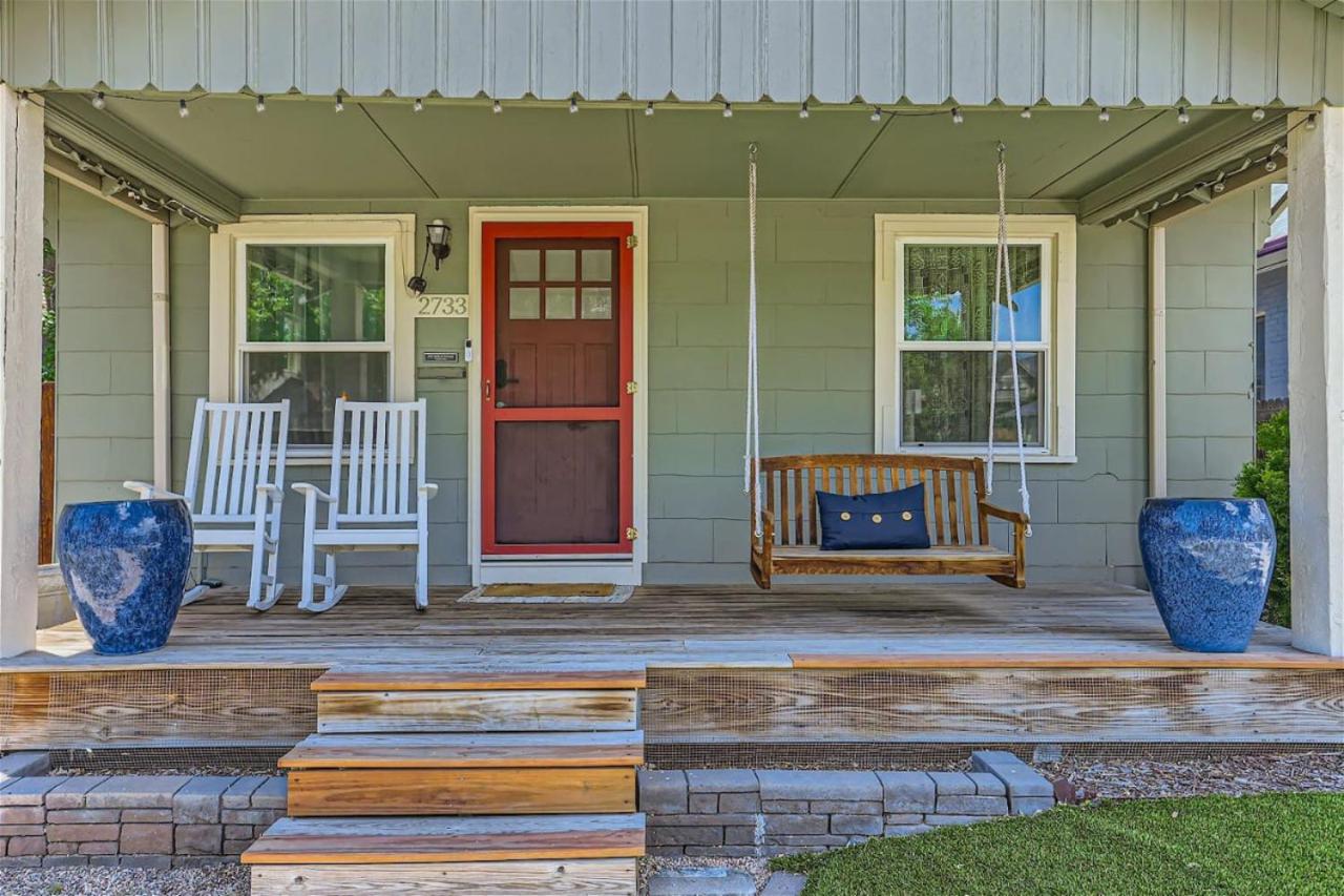 At S. Broadway An Artsy Bungalow Close to DU And Cherry Hills