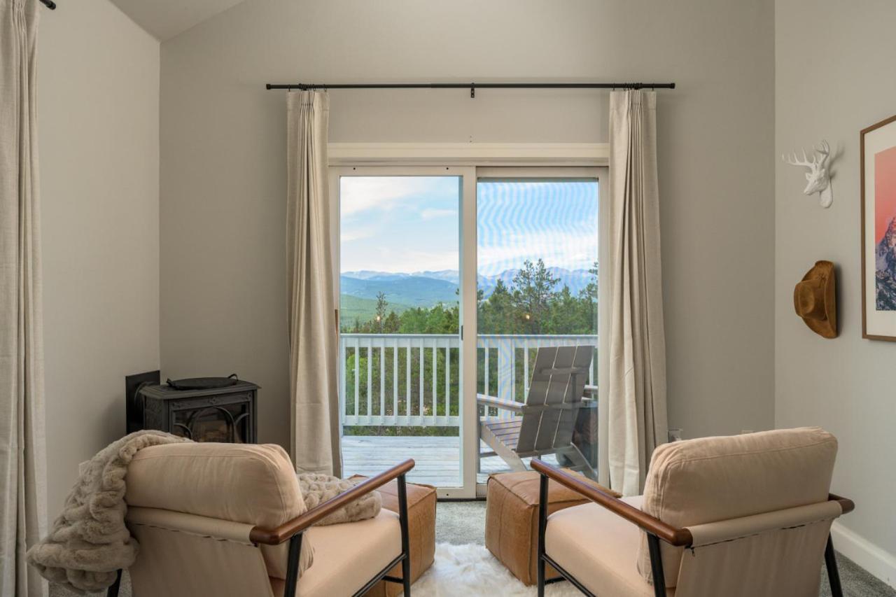 Luxe 4BR Mtn Retreat With Stunning Views Near Ski AndHikes