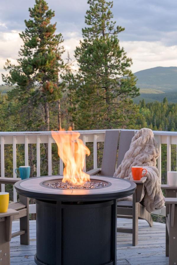 Luxe 4BR Mtn Retreat With Stunning Views Near Ski AndHikes
