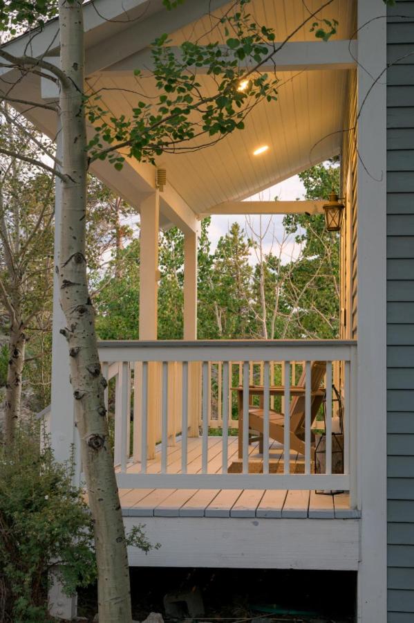 Luxe 4BR Mtn Retreat With Stunning Views Near Ski AndHikes