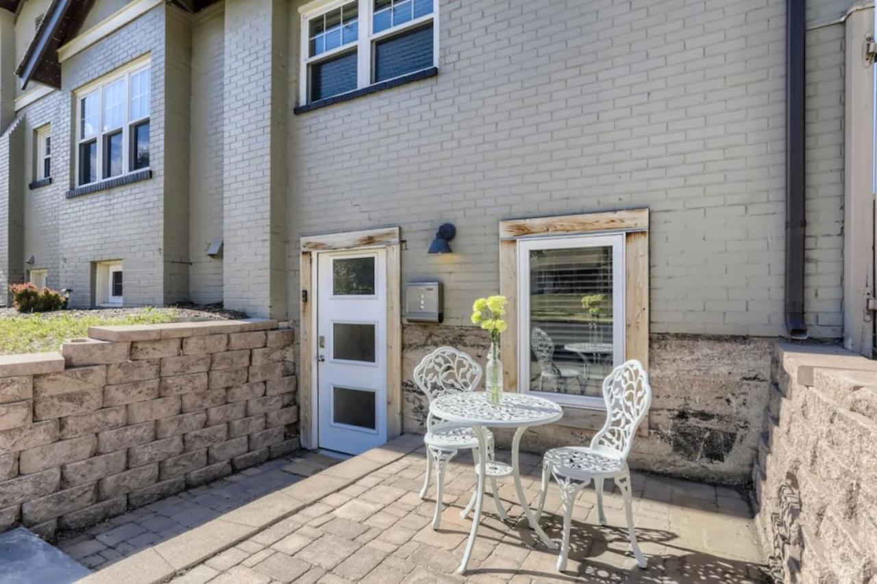 A Pet Friendly And Remodeled I Near RiNo Where Sleeps 7