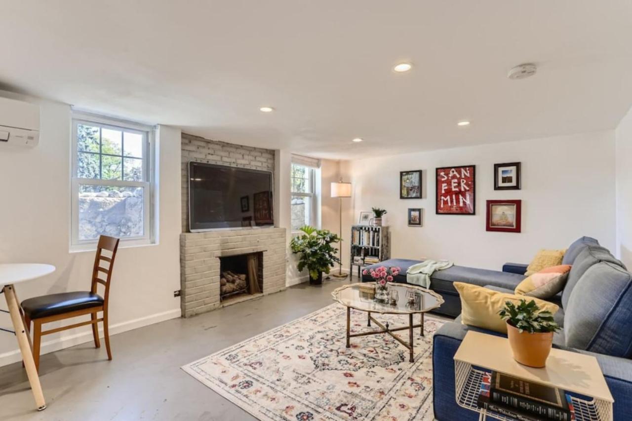 A Pet Friendly And Remodeled I Near RiNo Where Sleeps 7