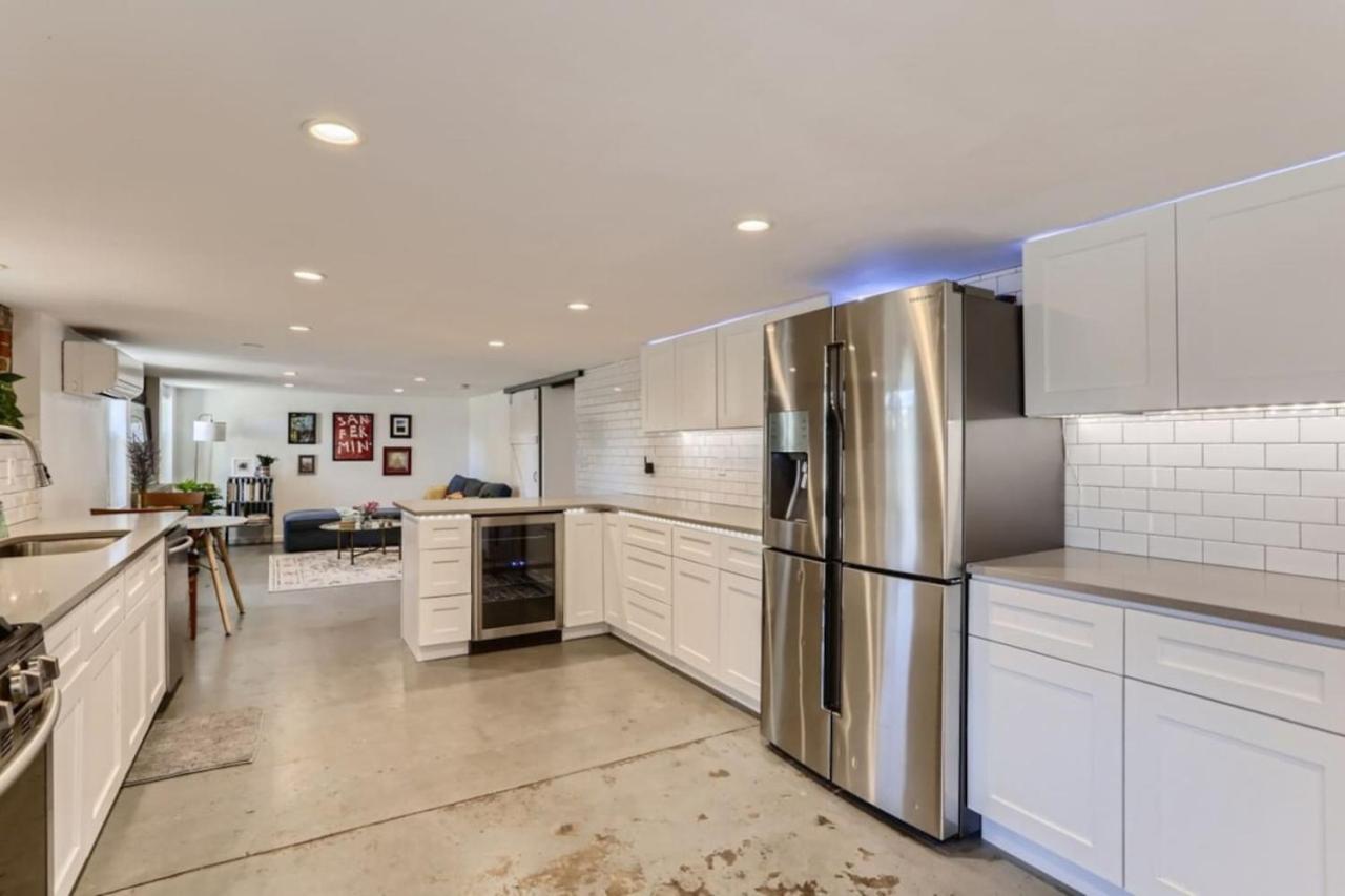 A Pet Friendly And Remodeled I Near RiNo Where Sleeps 7