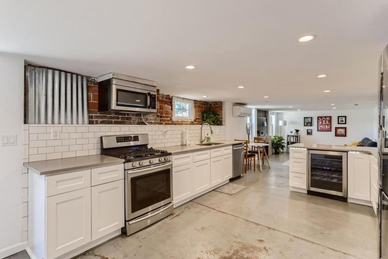 A Pet Friendly And Remodeled I Near RiNo Where Sleeps 7