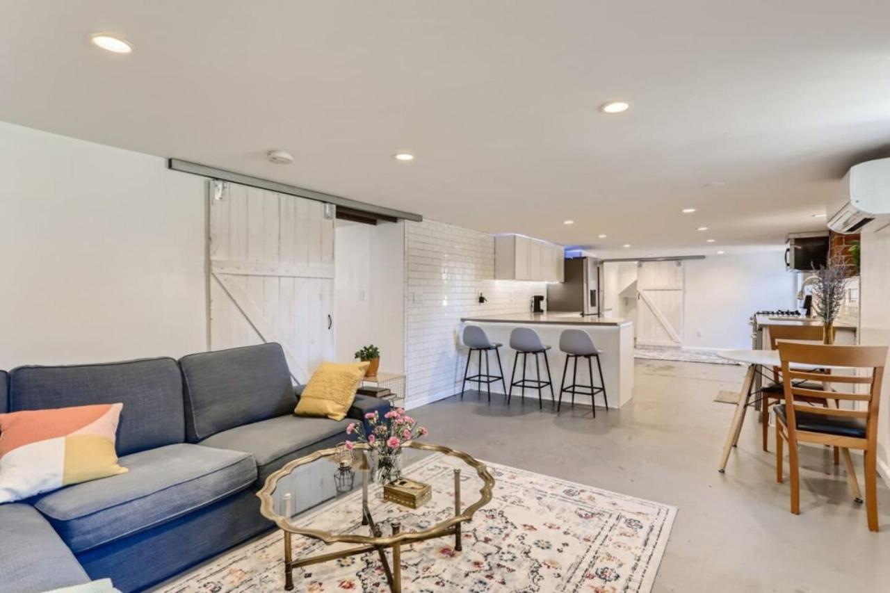 A Pet Friendly And Remodeled I Near RiNo Where Sleeps 7