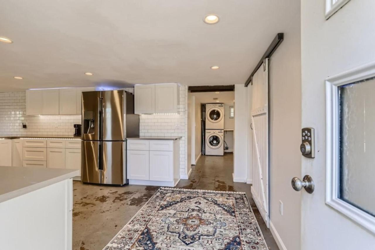 A Pet Friendly And Remodeled I Near RiNo Where Sleeps 7